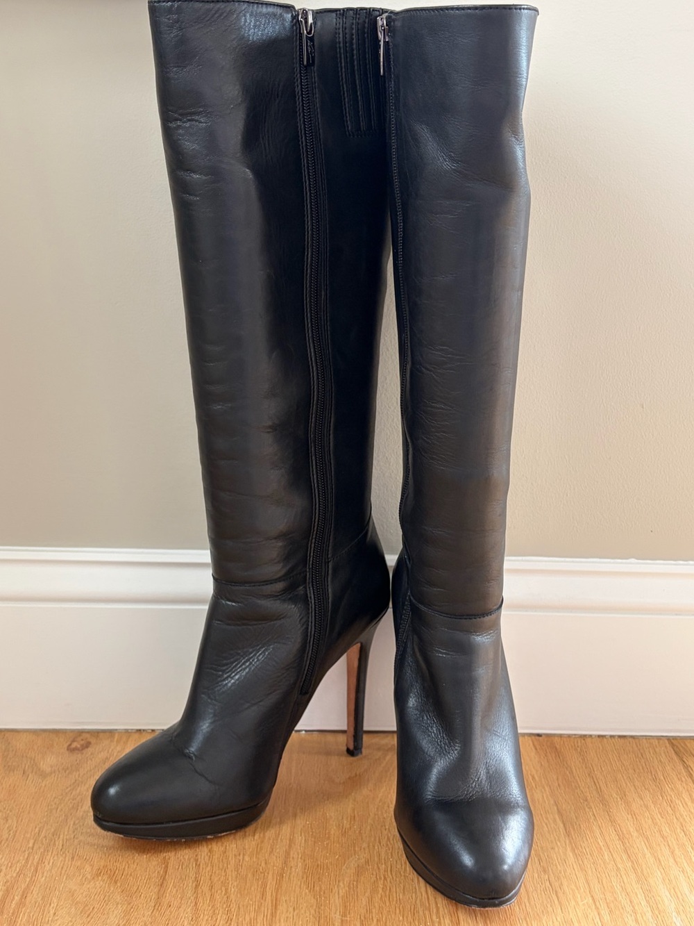 Vince Camuto Vi-Tami Black Leather Knee High Stiletto Platform Boots Sz 9 / 39 - Picture 4 of 16